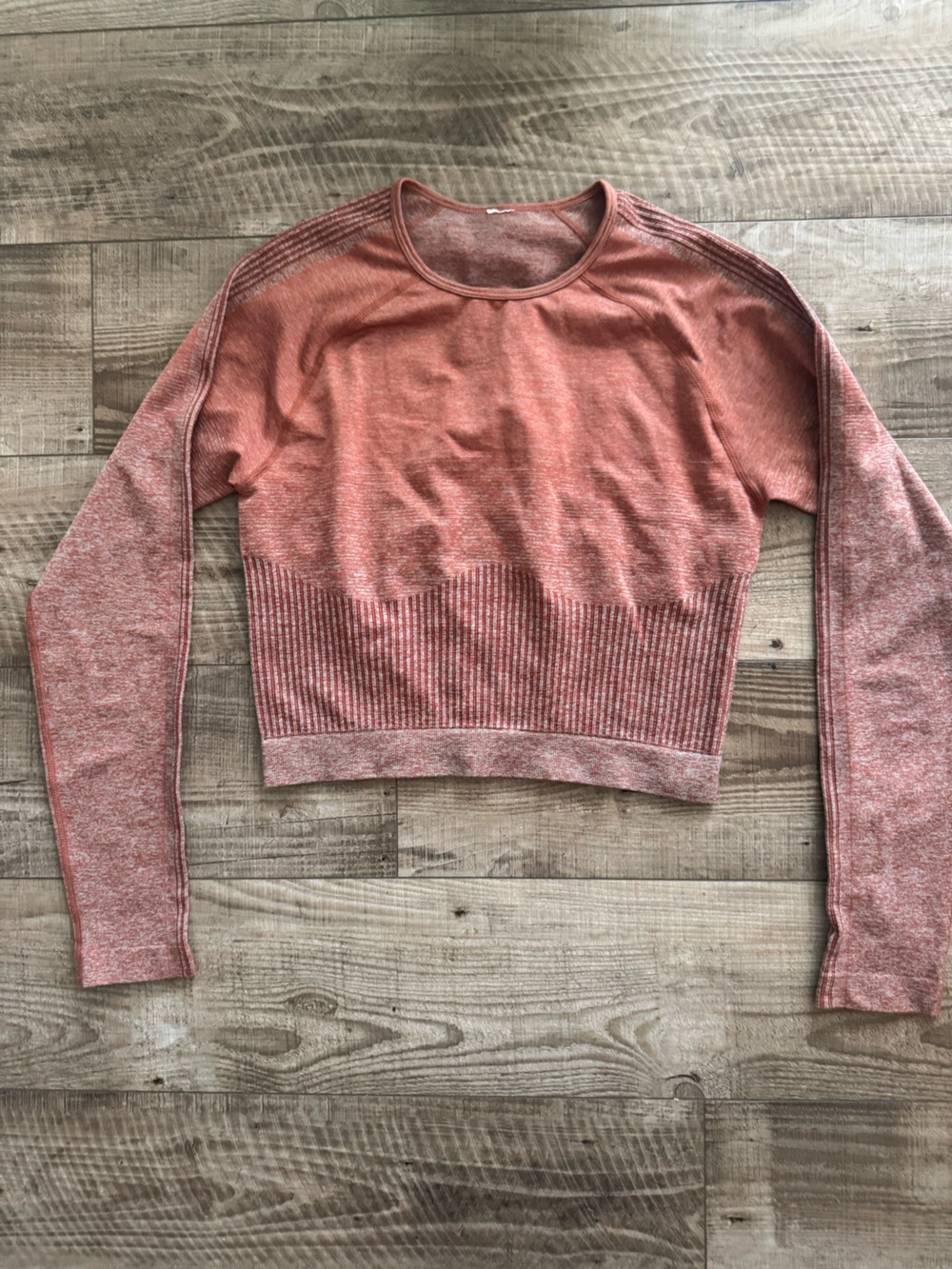 Fabletics Dusty Rose Seamless Long Sleeve Crop Top